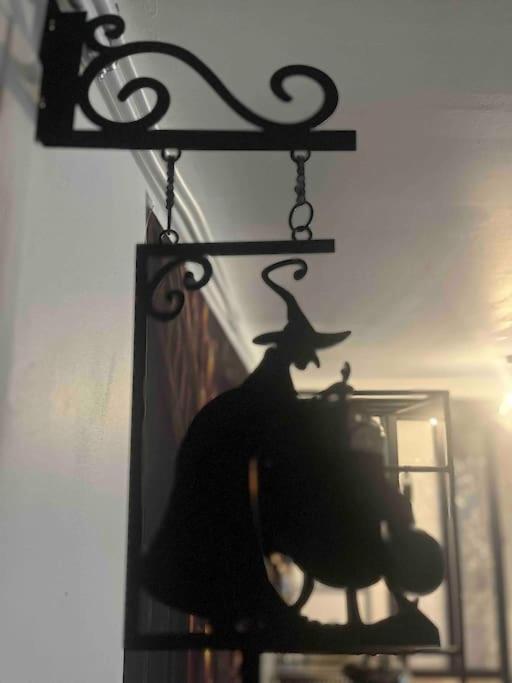 La Chambre Des Secrets Perougien Pérouges Dış mekan fotoğraf